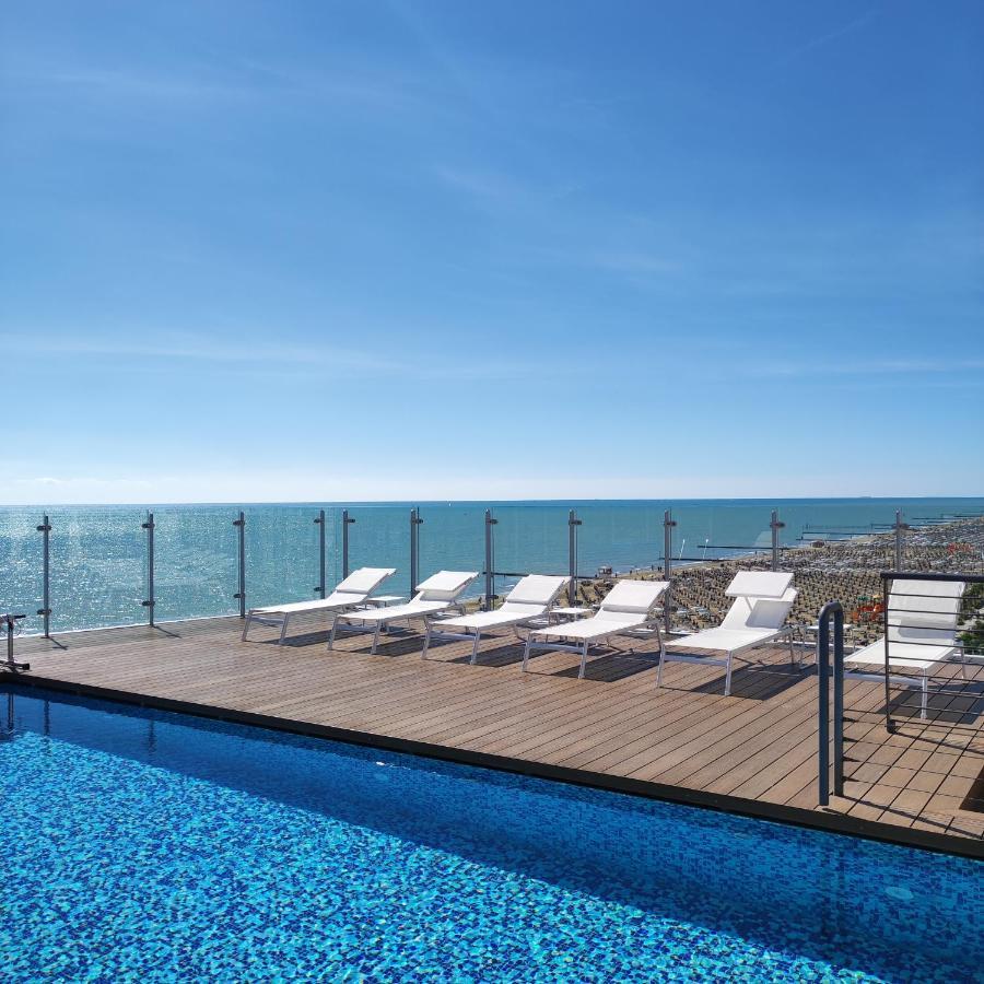 Residence Atlantico ลิโดดิเยโซโล ภายนอก รูปภาพ